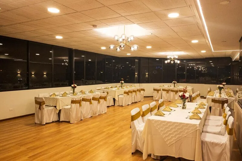 Events salon setup for a wedding reception at Hotel Italia Cuenca